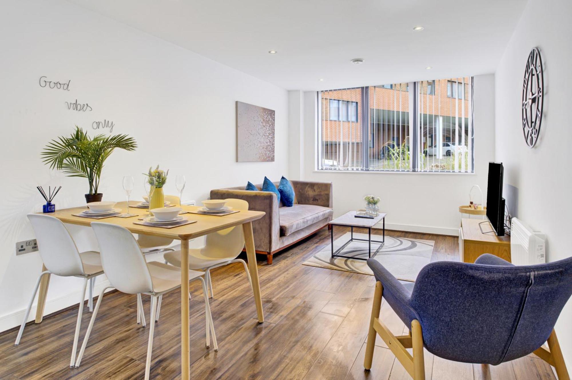 Cosy - Madison House Birmingham